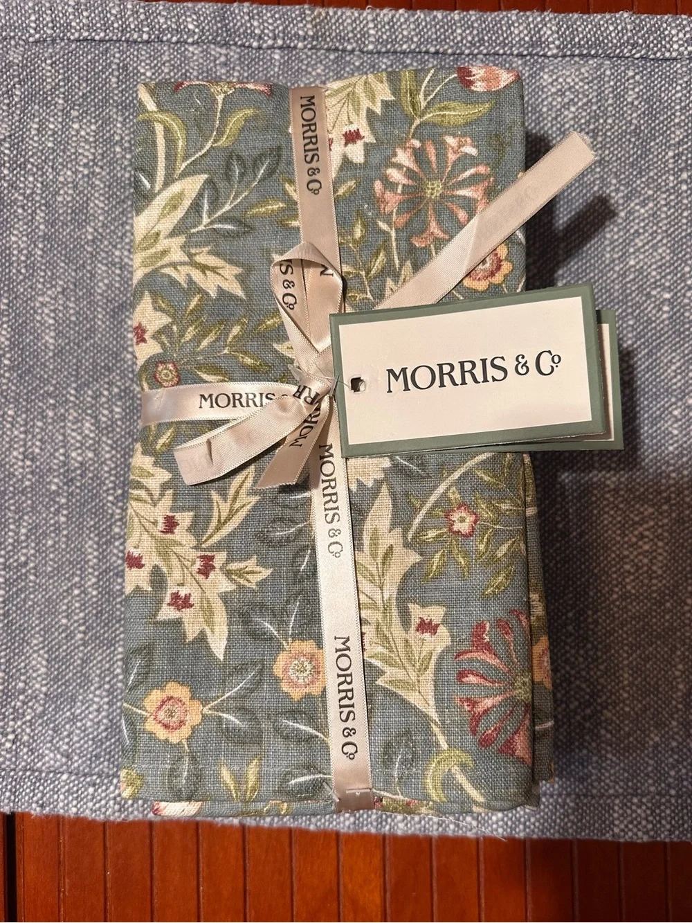 Morris & Co Floral Cotton Napkins set of 8 napkings “Wilhelmina” design